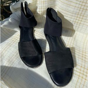 Black Eileen Fisher flats
